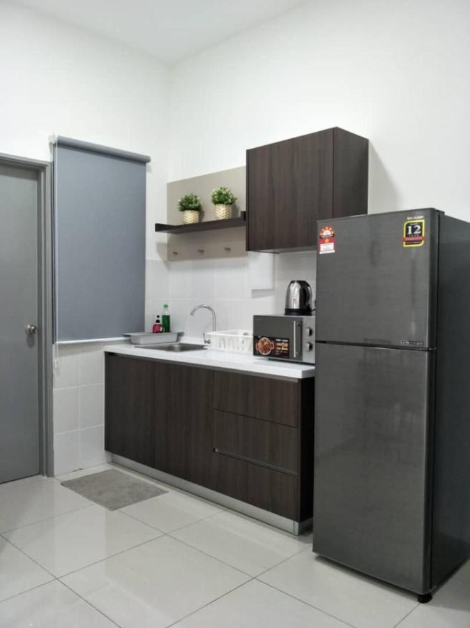 Mesahill Nilai 2 Room Condo - Fast Wifi, Amazing Pool & Tv 外观 照片