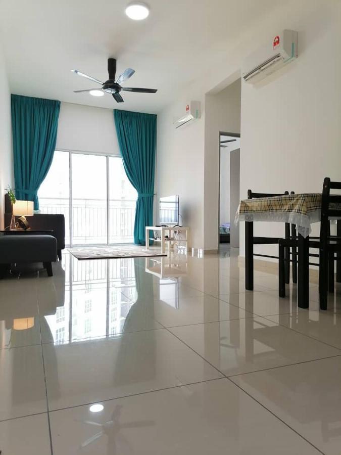 Mesahill Nilai 2 Room Condo - Fast Wifi, Amazing Pool & Tv 外观 照片